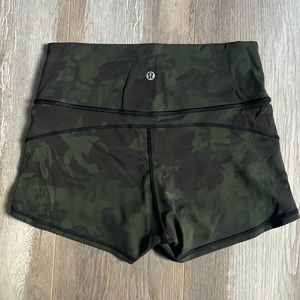 Lululemon Align Shorts, 2” inseam, Size 8, Green Camo